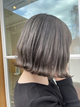 ハイネ(hyne) グレージュ