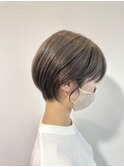 ショート×オリーブベージュ
