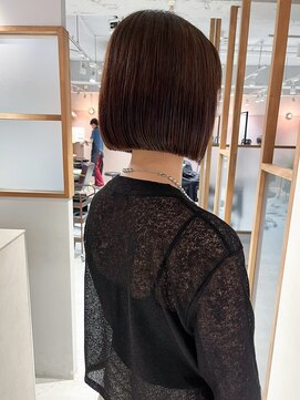 ラミエ バイ メルト 吉祥寺(lamie by melt) "久保田"切りっぱなしボブ地毛風ストレート10代20代30代