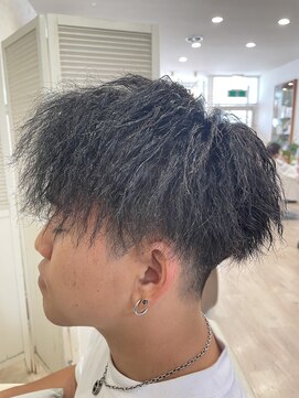 コレロ ヘアー(KORERO hair) ツイストパーマ