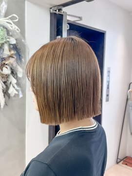 ロンドシエル 横浜(Lond ciel) ワンレンボブ×ハイトーン【横浜ボブ】