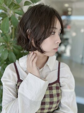 ハピネス クローバー 八木店(Happiness CLOVER) ショートボブ　オリーブベージュ　白髪ぼかし　髪質改善　八木