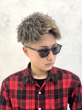 ルースト 西院店(ROOST) ツイストパーマ/ブラウンカラー/金メッシュ