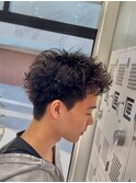 無造作スパイキーショートパーマ