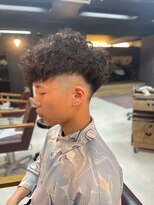 メンズサロン ウエストサイドカットクラブ(Men's West Side Cut Club)&nbsp;１０代２０代【スペインパーマ】フェード