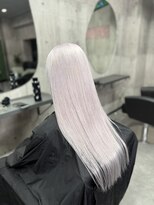 ノーン(NONE) ホワイトカラー