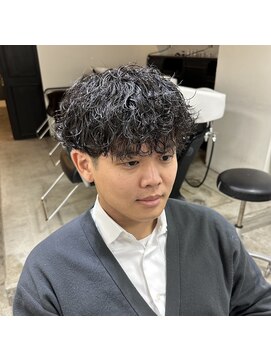 ミラバイグリーン(Mira by green) 波巻きパーマx刈り上げマッシュ