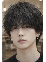 ロア(Roa.)&nbsp;ツイストシャドウパーマ　ミニウルフ