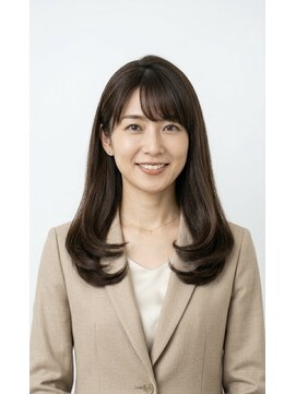 ルームス(ROOMS) 【銀座】働く女性へ。上品見え×お手入れ簡単内巻きセミディ