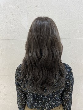 シャンティ 札幌駅前店(Shanti) アディクシーグレージュシルバーカラー【本間 大貴】