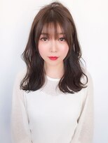 シウ(shiwu)&nbsp;shiwuミディアム小顔パーマ