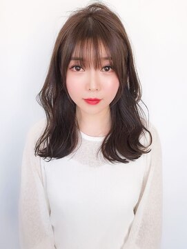 シウ(shiwu) shiwuミディアム小顔パーマ