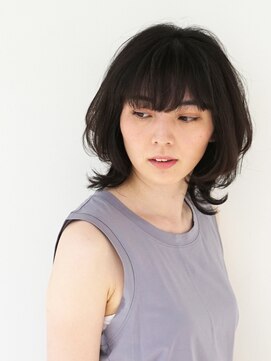 シルフィ(sylph) 【sylph/表参道 】 外ハネミディ