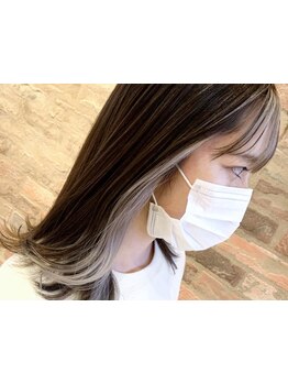 【絶妙な色味がSNS映え】"理想×似合う"にトレンドをMix★透明感と柔らかさを表現するテクニックに技アリ！