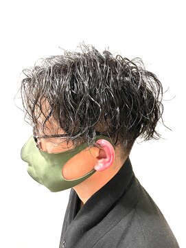 銀座マツナガ 浅草店 30代/40代/スパイラルパーマツーブロックマッシュセンターパート