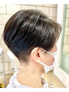 レンジシキチジョウジ (RENJISHI KICHIJOJI) ハンサム刈り上げ前下がり【RENJISHI KICHIJOJI】