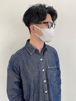刈り上げ七三センターパート
