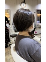 ティアラ 桜木町(TIARA)&nbsp;ミニショート/20代/30代/40代/インナーカラー/グレーベージュ