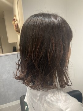 ガーベラ(gerbera) 鎖骨切りっぱなしボブ♪