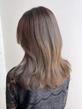 アイティーバイアルバム 松戸店(IT by ALBUM) くすみベージュ_チェリーブラウンフェミニンロング_ba405671