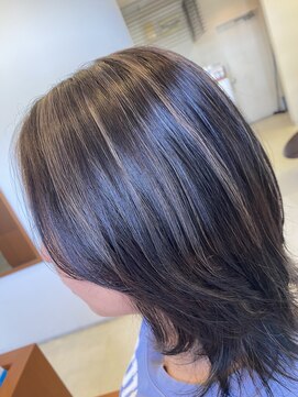 アクシス ヘアーデザイン ハイライト