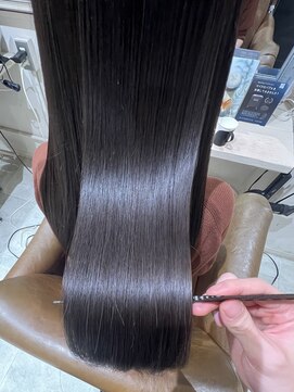 フレーム へアアンドトリートメント 天王寺北口店(FRAME) サラ艶美髪矯正