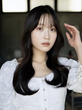 エインアンリー 明治神宮前(AIN.ANLY.) レイヤーミディアムくびれロングラベンダーピンクベージュ