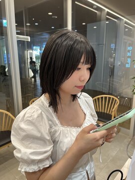 エクリジユウガオカ(equri Jiyugaoka) 【自由が丘】ミディアムレイヤー/韓国風レイヤー/20代30代40代