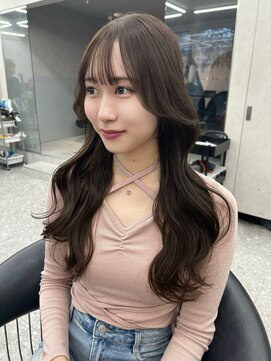 ロール 博多(Role) レイヤーカット/髪質改善/ミディアム/透明感/くびれ巻き