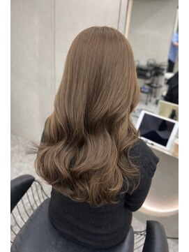 ロール 博多(Role) くすみカラー/ベージュ/ブリーチなし/くびれ巻き/レイヤー