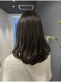透明感オリーブベージュ