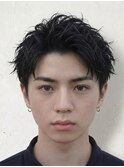 ルーズショートアップバングソフトツーブロック刈り上げメンズ