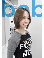 フランチェスカドットボブ(francesca.bob)&nbsp;切りっぱなしボブ×ヘーゼルベージュ【田野剛大】