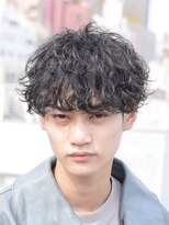 フィフス(fifth) フェザーマッシュ ツーブロック スパイラルパーマ コンマヘア