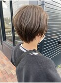 ショートボブに表面ハイライト