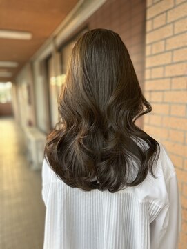 ピンクベルベット(PINKVELVET) 韓国風レイヤーカット◎カーキグレージュ