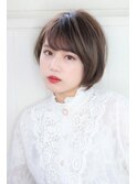 ショートボブ