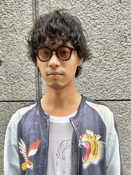 アンフィニー 銀座(ANFINI) くるくるパーマで男らしくセクシーなマッシュジェル仕上げ