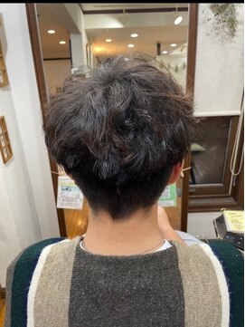 美容室 メザミー MESAMIES メンズ 刈り上げ無造作パーマ ナチュラルブラウン