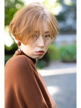 ケアリー 大日(Carelly) 大人可愛いマッシュショート前髪小顔ベージュ