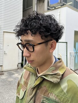 ヒカリス 中崎店(HIKARIS) メンズ × くるくるパーマ