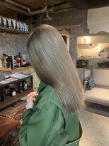 ロイジー(roijir)&nbsp;表参道roijir ロングストレート×オリーブベージュ