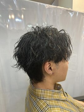 ヘアリゾートガーデンカルム(Hair Resort Garden CALM) 波巻きパーマ