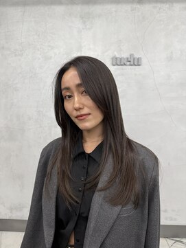 トゥエル バイ ディプティモイラ(tuelu by dipty MOILA) 韓国ヘア／ミディアム/レイヤーカット／前髪カット