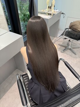 ミッシュバイアーバン(misch by urban.) 黒髪/オリーブグレー/髪質改善トリートメント