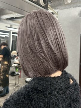 チャコールグレー/ブリーチ/ダブルカラー