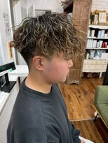 ユイマァル 倉敷店(YUIMARL)&nbsp;メンズハイライト20代30代40代波巻きツイストスパイラルパーマ
