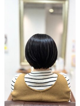 ヘアー グリーン(hair green) 大人女性の丸み美シルエット艶ボブ