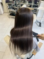 ティア(Tia.) 縮毛矯正/巻ける縮毛矯正/髪質改善トリートメント/ロングヘア