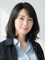 コートフィールエー(CO_T feel.a)&nbsp;大人の透明感♪重く見せないナチュラルミディアム